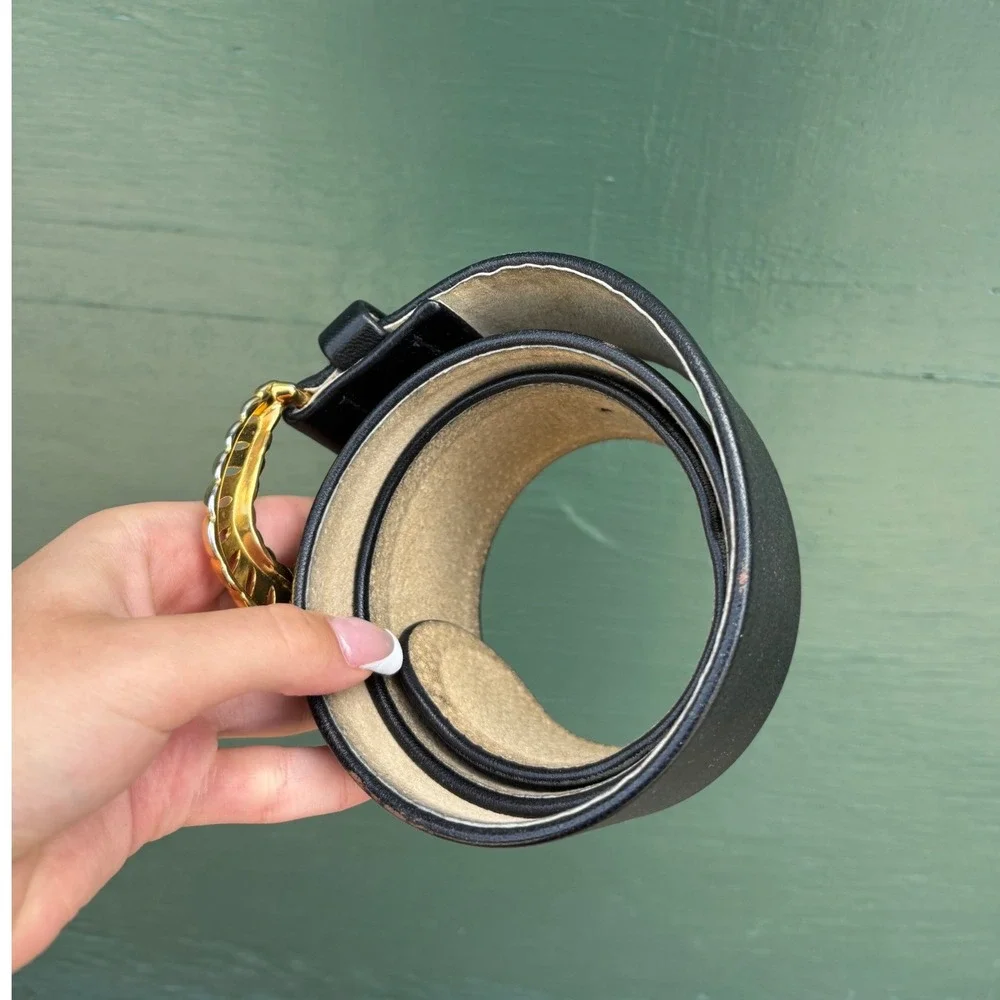 Nordstrom Vintage Black Leather Belt Gold Statement Buckle 26-30 S-M